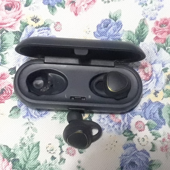 Bluetooth - Picture 3 of 5